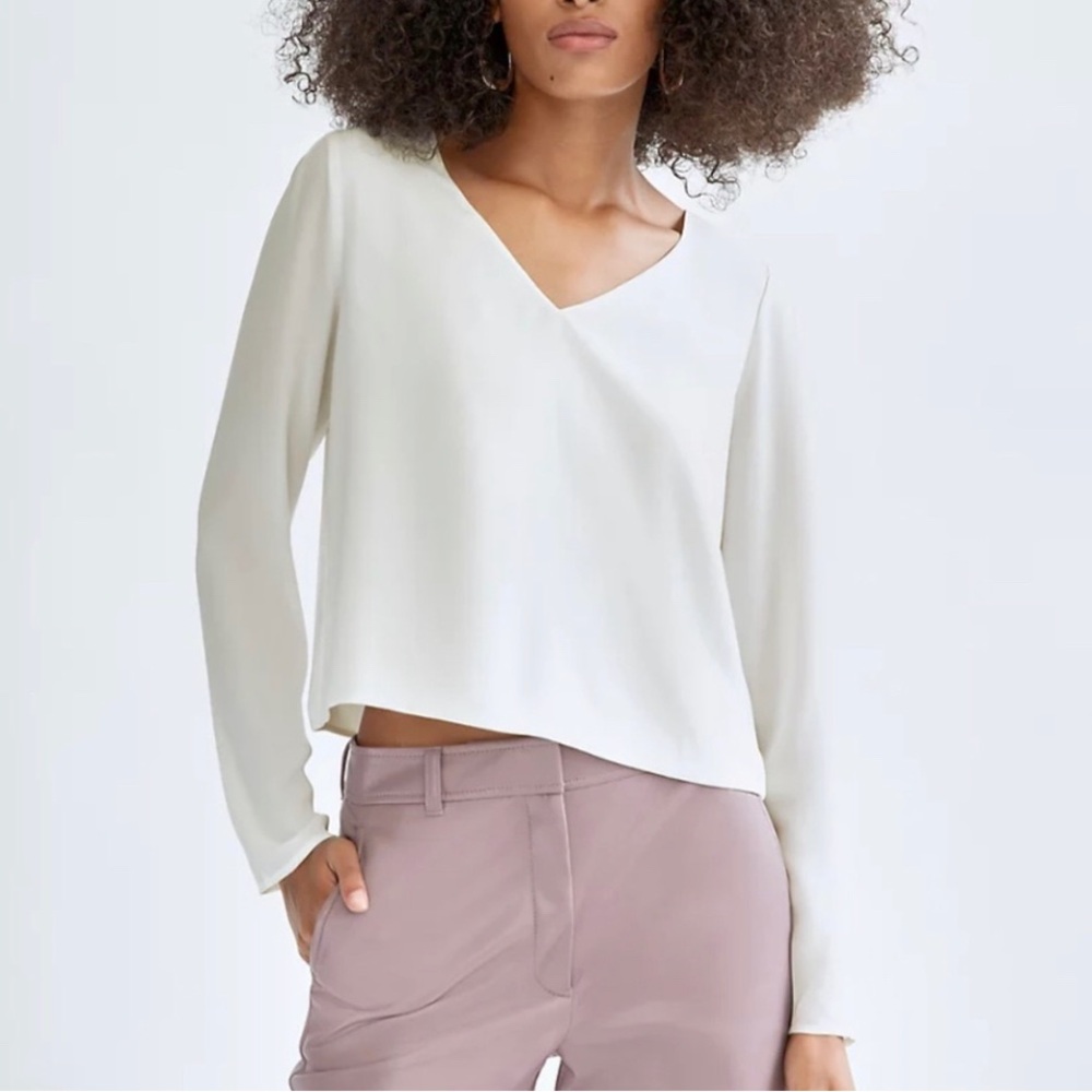 Aritzia Babaton Murphy Longsleeve new White V-Neck Formal Business Casual XS,XXS